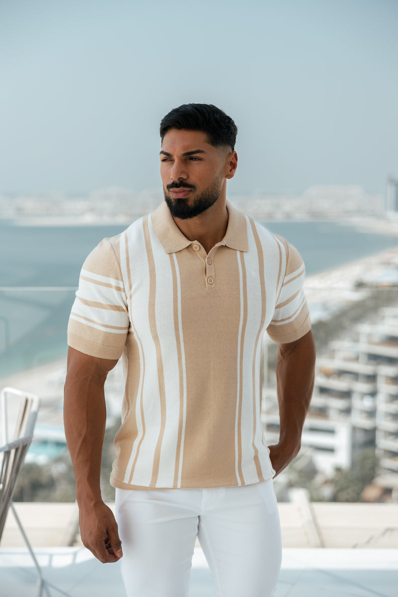 Father Sons Classic Beige/Off White Gestricktes Poloshirt mit vertikalen Streifen, kurzärmlig – FSN107