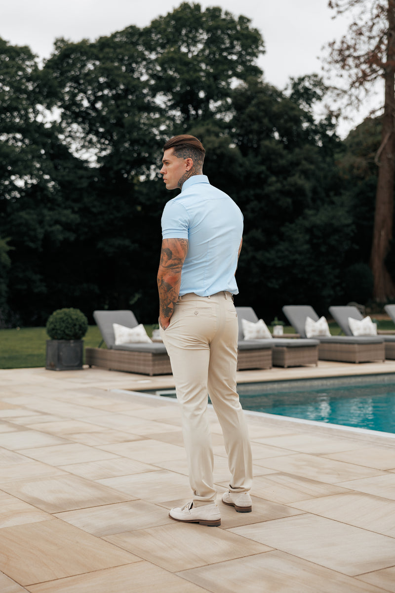 Vater-Söhne-Muscle-Fit-Shirt mit Advanced-Stretch, puderblau, kurzärmlig, mit Cutaway-Kragen – FS1162