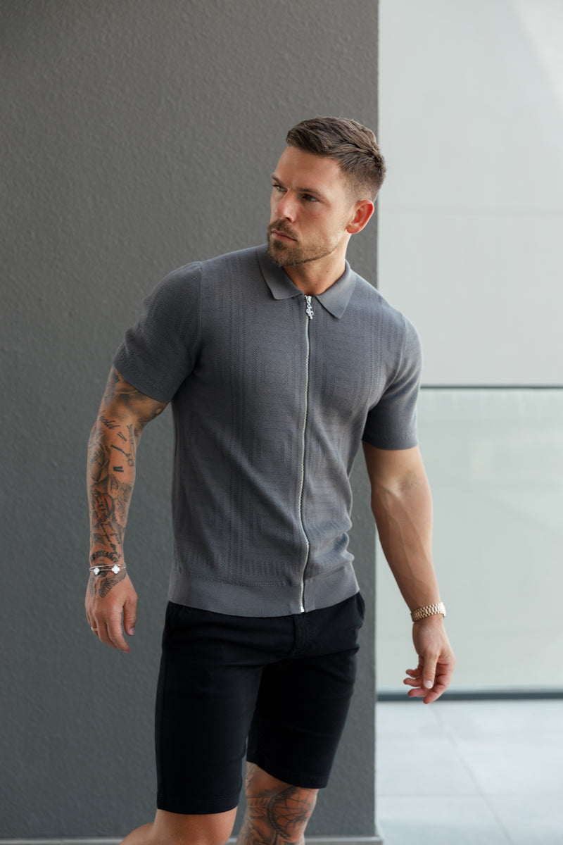 Father Sons - Klassisches Strick-Oberteil mit Geo-Design und durchgehendem Reißverschluss, Gunmetal, Kurzarm - FSN150