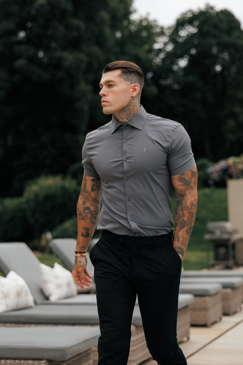 Vater-Söhne-Muscle-Fit-Shirt mit fortschrittlichem Stretch, Anthrazit, kurzärmlig, mit Haifischkragen – FS1206