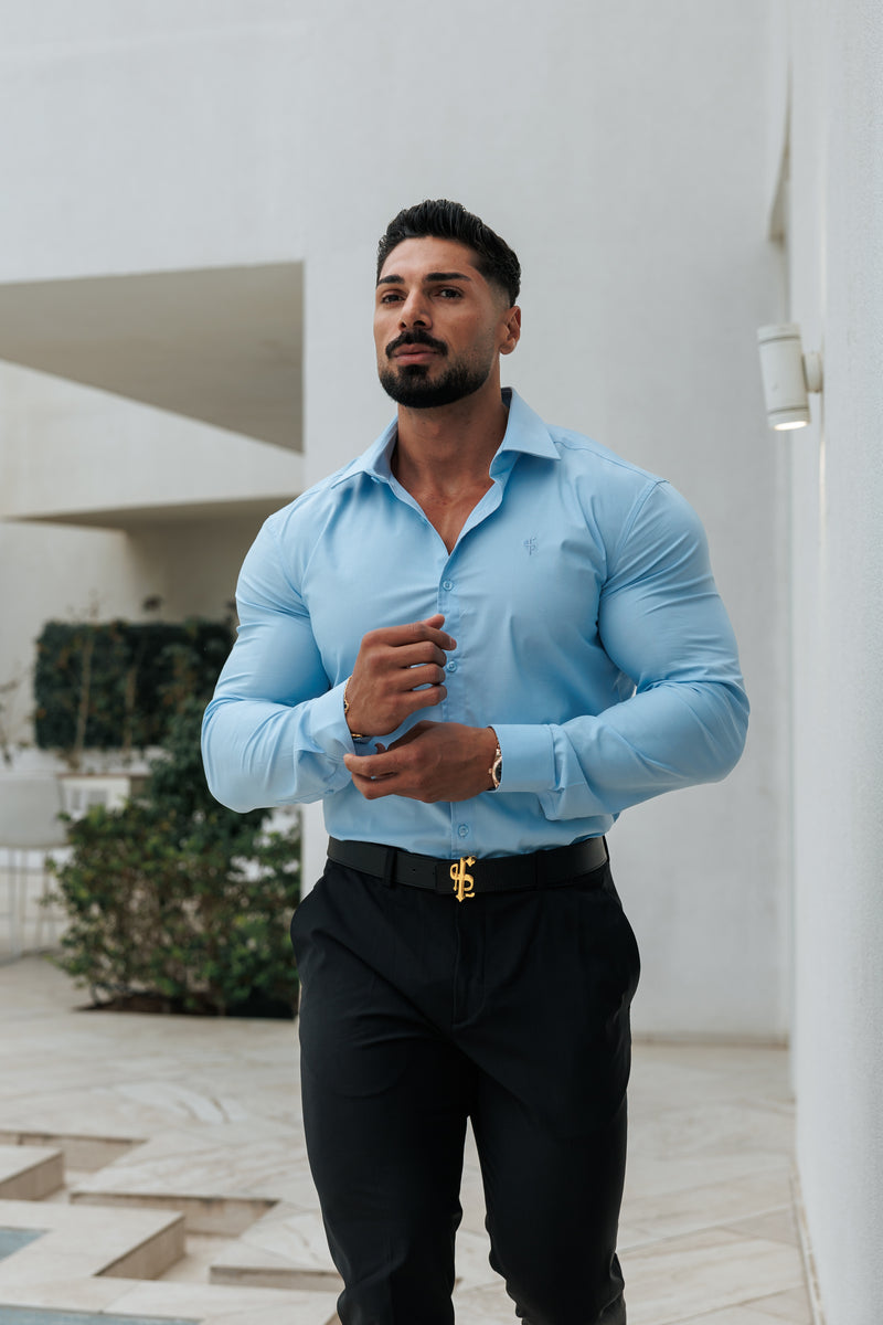 Vater-Söhne-Muscle-Fit Advanced Stretch Puderblau mit Cutaway-Kragen – FS1167