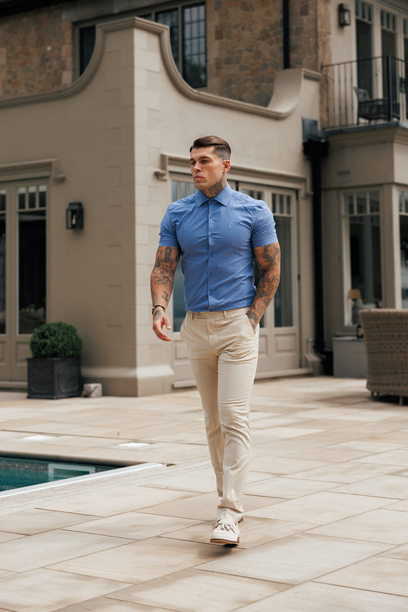 Vater-Söhne-Muscle-Fit-Shirt mit fortschrittlichem Stretch, mittelblau, kurzärmlig, mit Cutaway-Kragen – FS1203