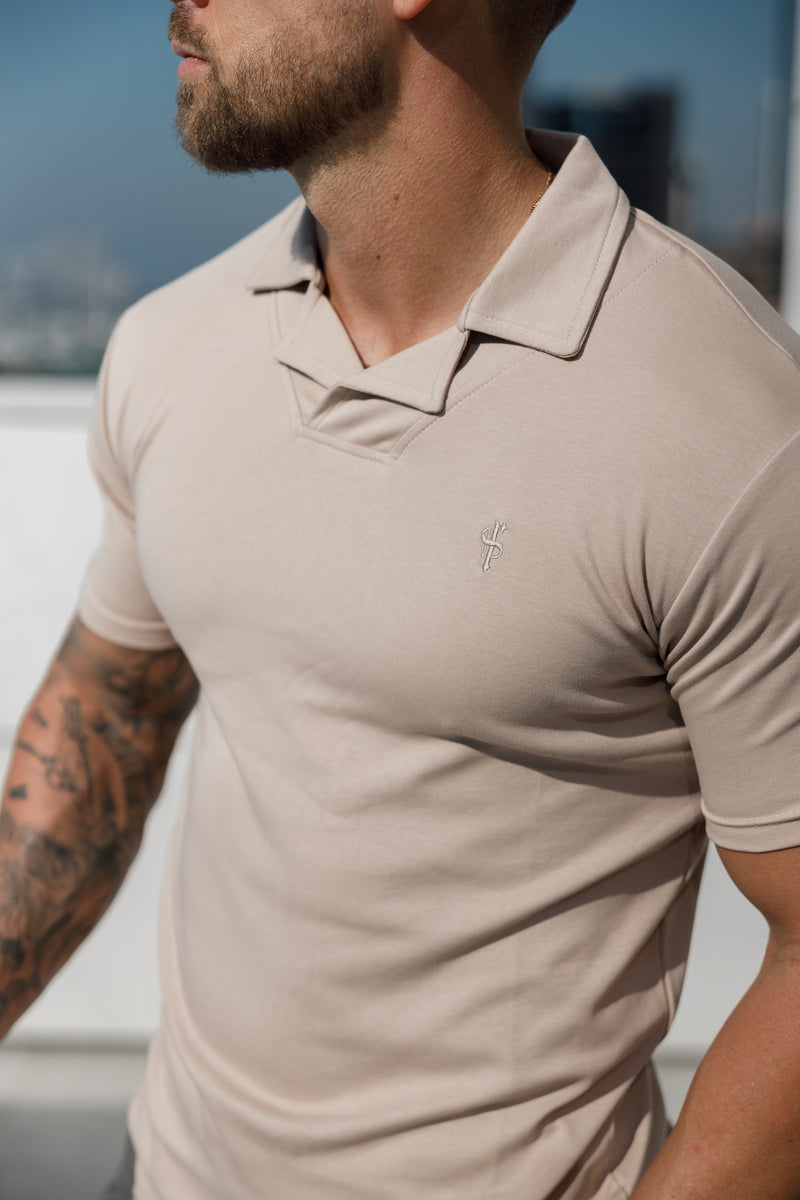 Klassisches beiges Poloshirt mit Reverskragen von Father Sons – FSH1061