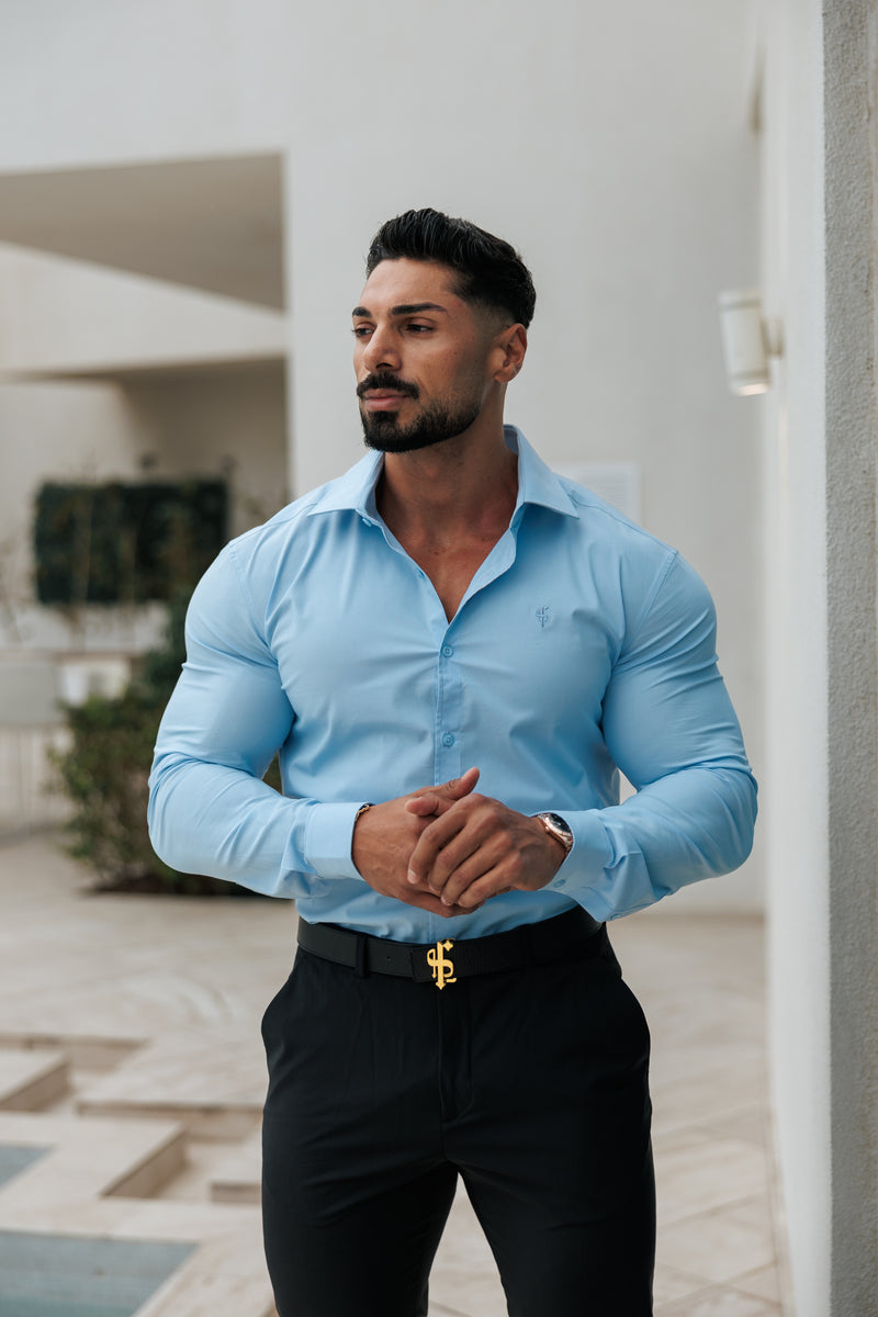 Vater-Söhne-Muscle-Fit Advanced Stretch Puderblau mit Cutaway-Kragen – FS1167
