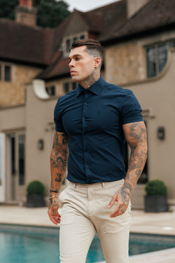 Vater-Söhne-Muscle-Fit Advanced Stretch Marineblau Kurzarm mit Cutaway-Kragen - FS1163
