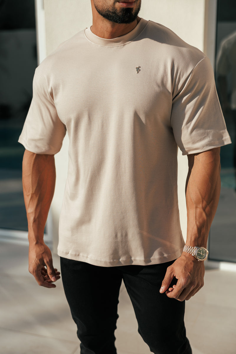 Klassisches beiges/goldenes Oversized-T-Shirt „Vater &amp; Söhne“ – FSH1420