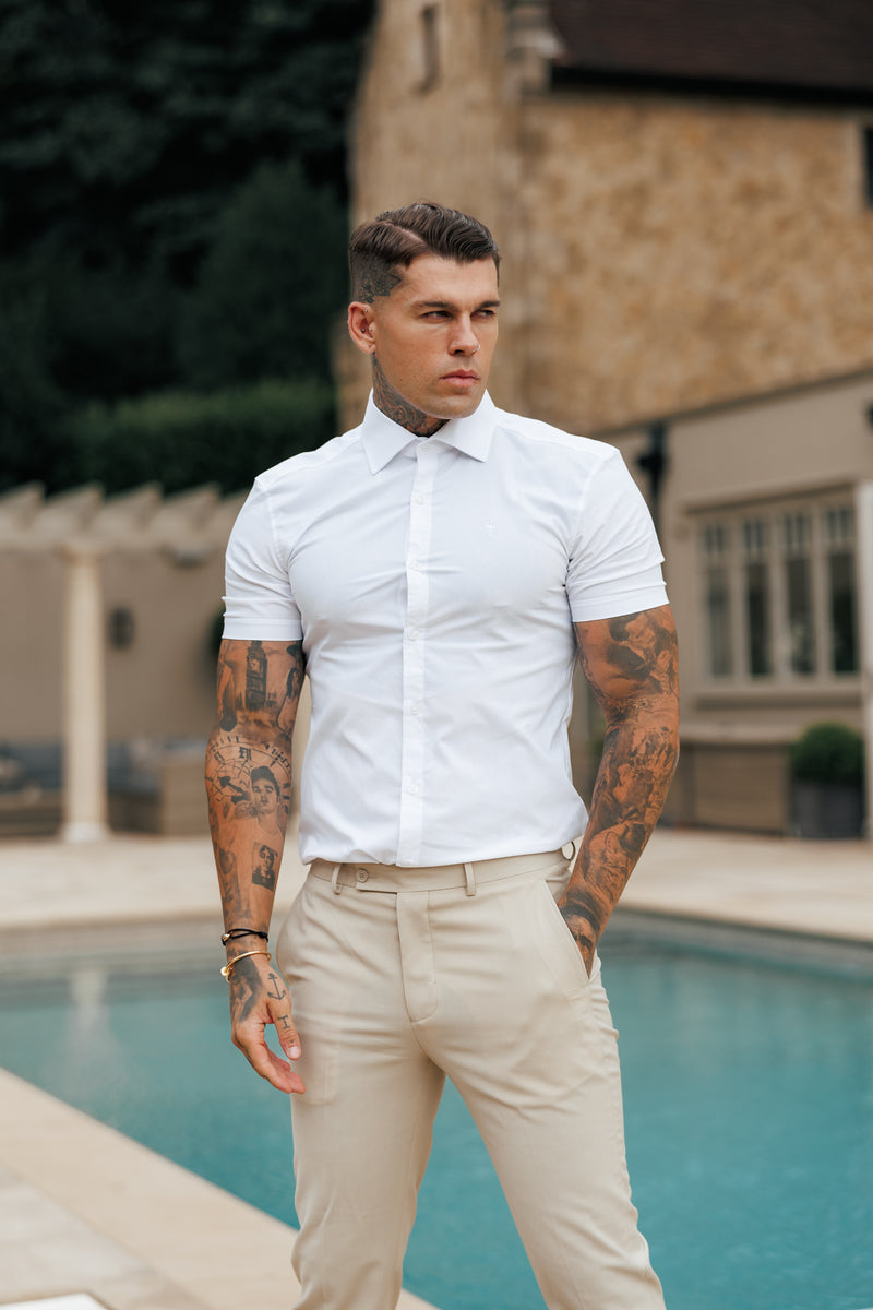 Vater-Söhne-Shirt, superschlank, dehnbar, klassisch, weiß, kurzärmlig, mit Cutaway-Kragen – FS1184