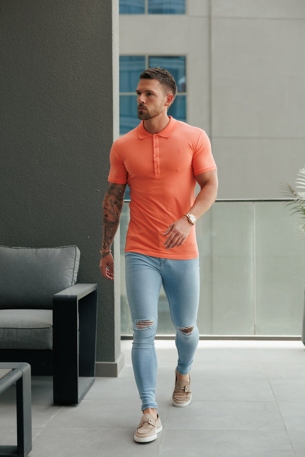 Klassisches Lachs-Poloshirt für Vater und Sohn mit farblich abgestimmten Knöpfen und Stickereien – FSH1271