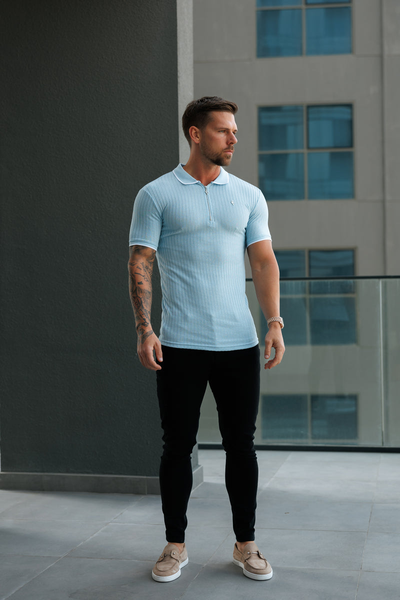 Father Sons klassisches puderblaues geripptes Poloshirt mit Reißverschluss und kontrastierenden kurzen Ärmeln – FSH1106 (VORBESTELLUNG 21. SEPTEMBER)