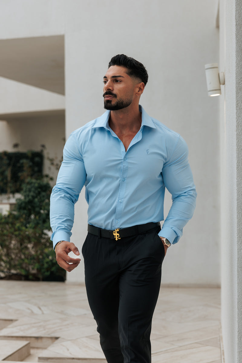 Vater-Söhne-Muscle-Fit Advanced Stretch Puderblau mit Cutaway-Kragen – FS1167