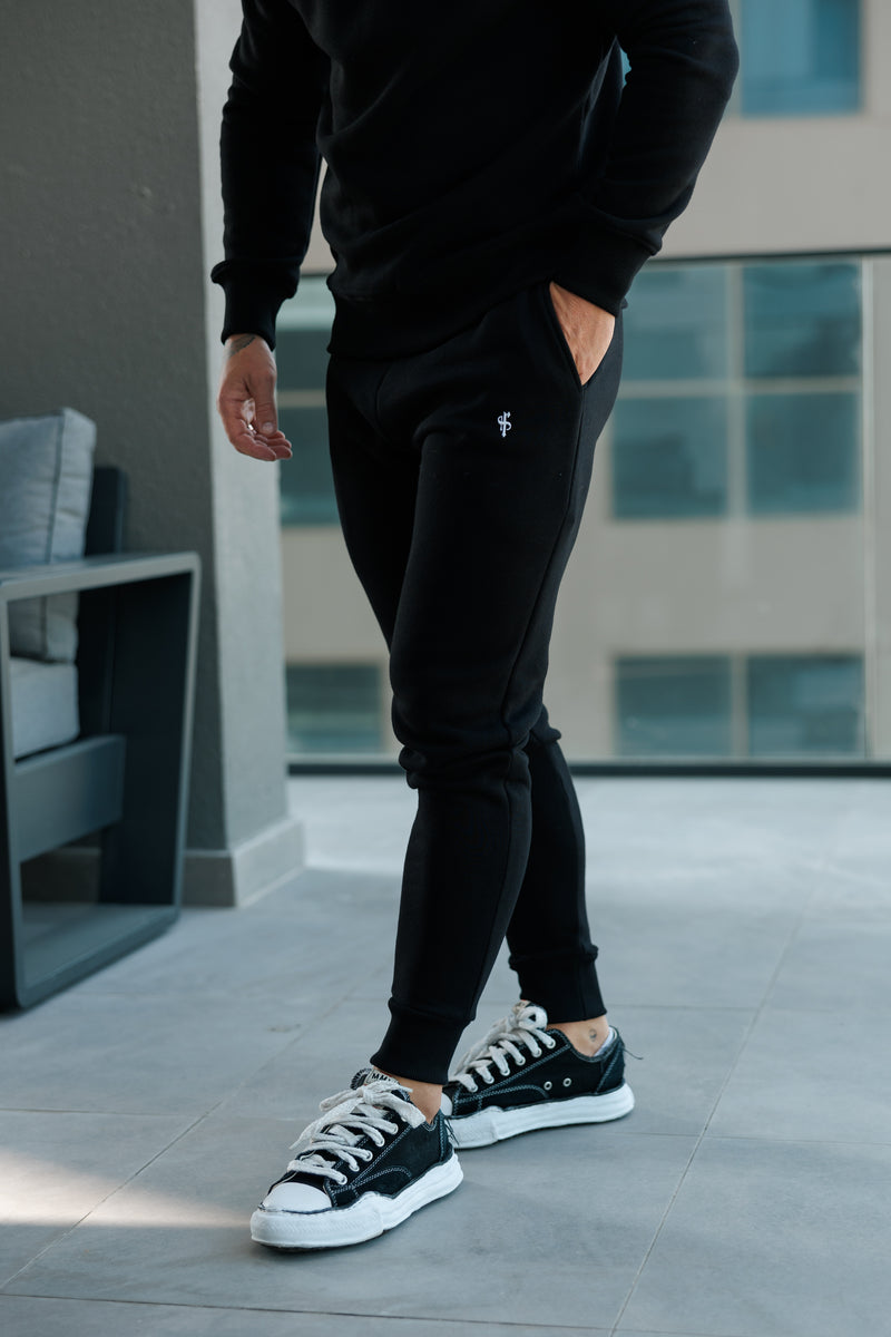 FS – schlichte schwarze Trainingshose mit FS-Branding – FSH1195