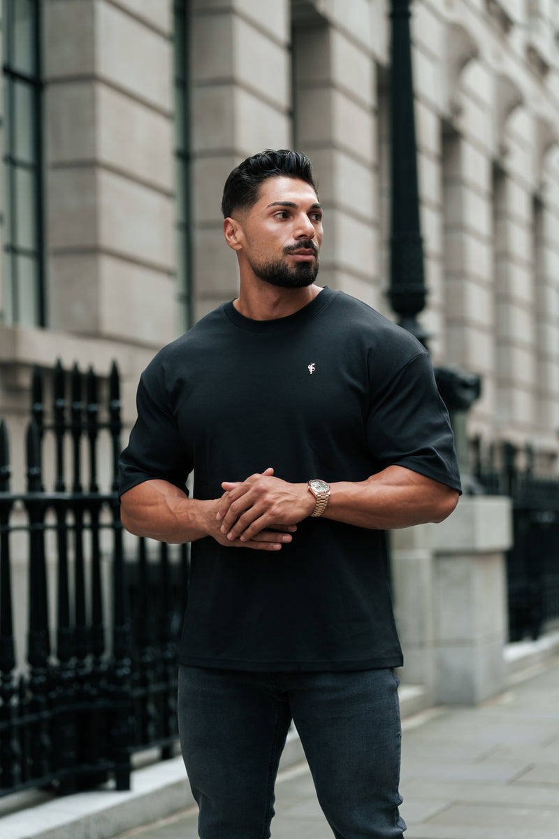Klassisches, übergroßes T-Shirt mit Rundhalsausschnitt in Schwarz/Gold für Vater und Sohn – FSH1373