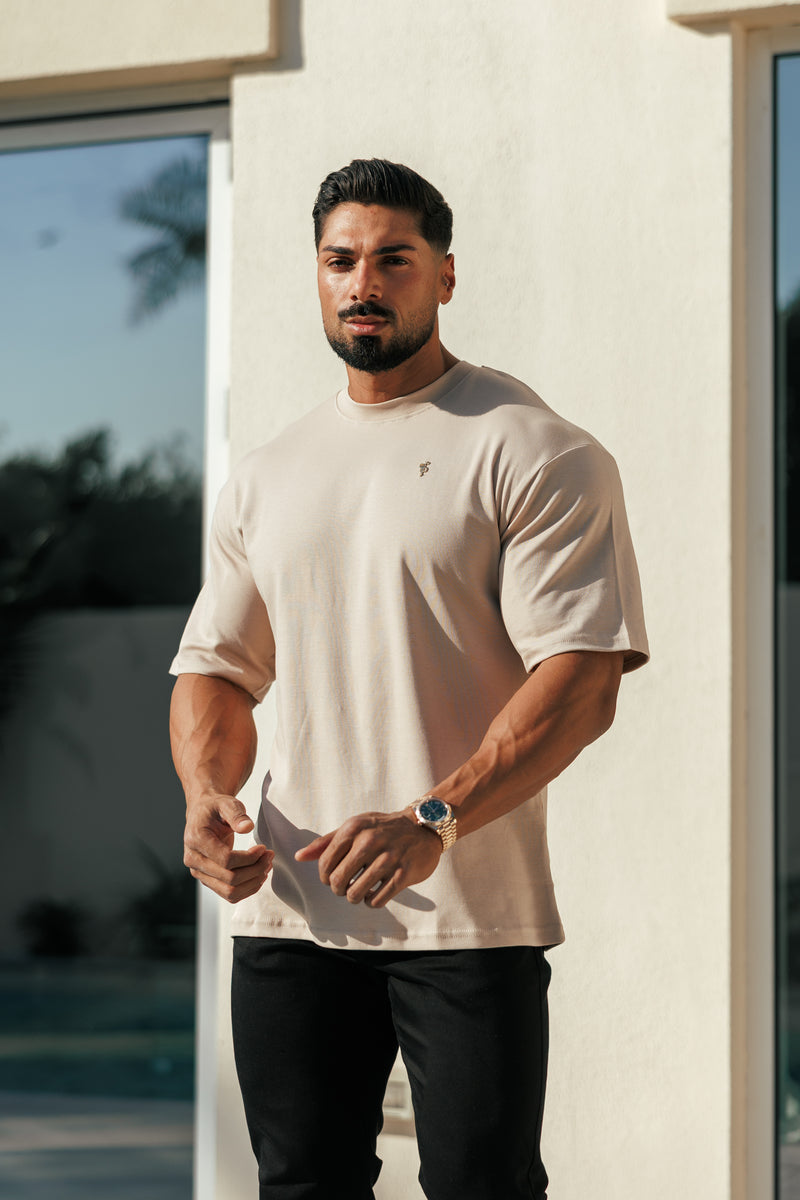 Klassisches beiges/goldenes Oversized-T-Shirt „Vater &amp; Söhne“ – FSH1420