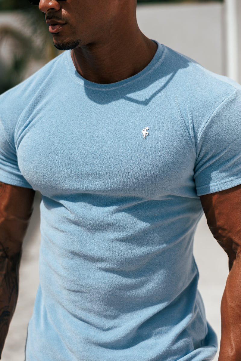 Hellblaues Frottee-T-Shirt mit Rundhalsausschnitt von Vater und Sohn – FSH660 (VORBESTELLUNG 25. JULI)