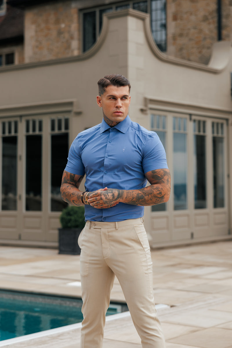 Vater-Söhne-Muscle-Fit-Shirt mit fortschrittlichem Stretch, mittelblau, kurzärmlig, mit Cutaway-Kragen – FS1203