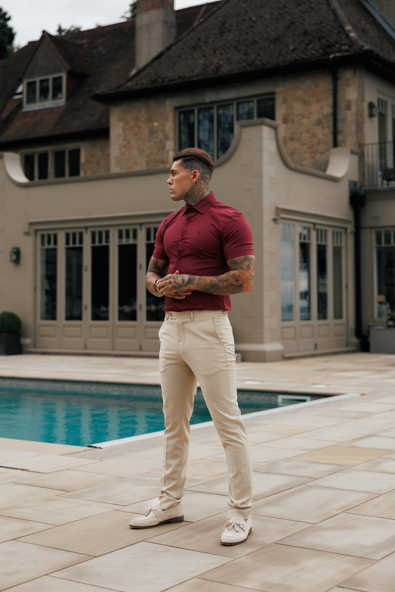 Vater-Söhne-Muscle-Fit-Shirt mit fortschrittlichem Stretch, kurzärmlig, Oxblood, mit Cutaway-Kragen – FS1205