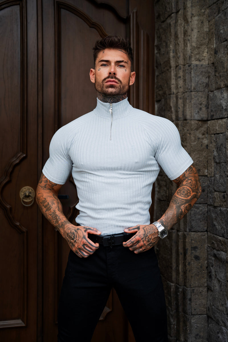 Father Sons Klassisches hellgraues geripptes Raglan-Shirt mit Reißverschluss und Stehkragen, kurzärmligem Rundhalsausschnitt – FSH1287