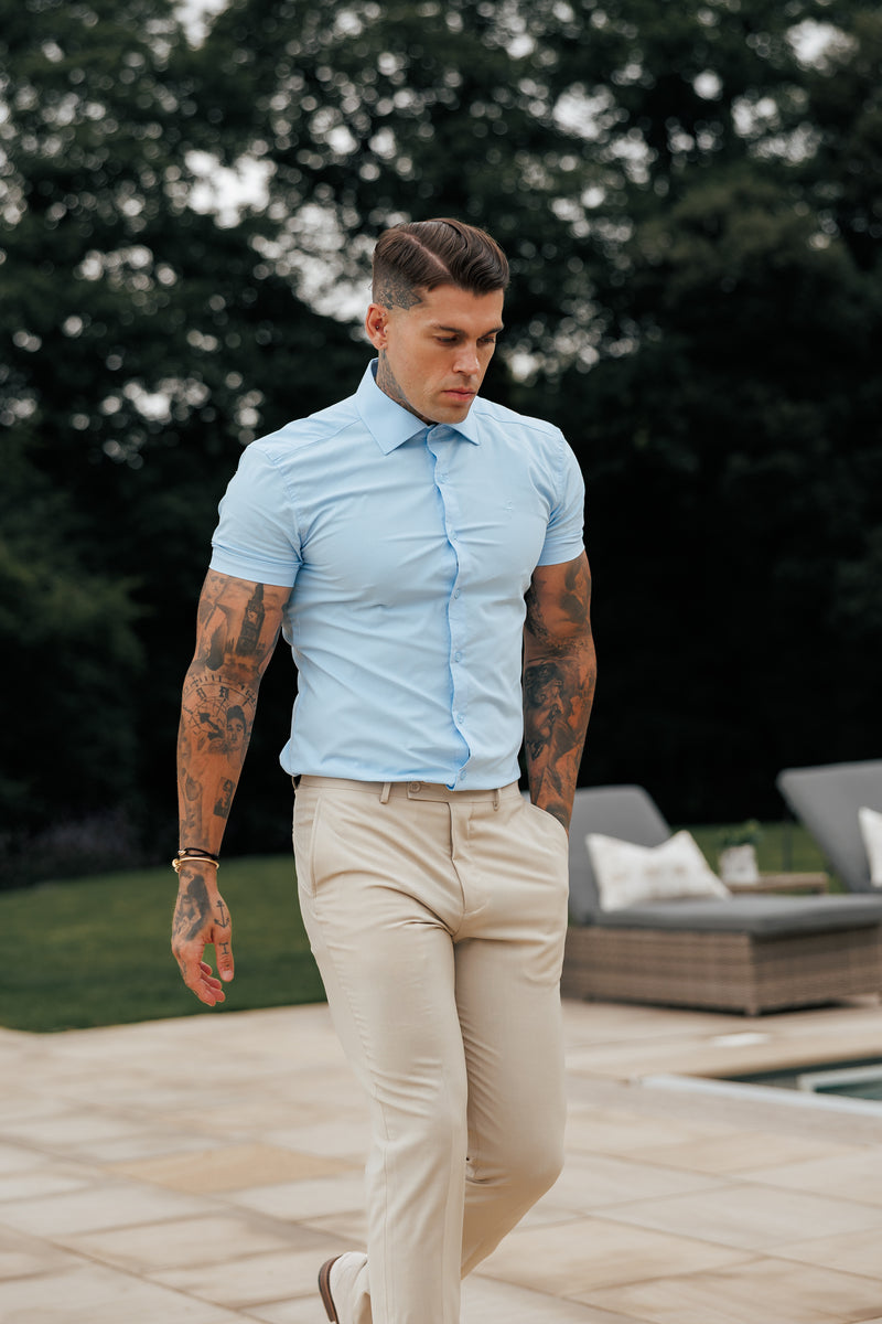 Vater-Söhne-Muscle-Fit-Shirt mit Advanced-Stretch, puderblau, kurzärmlig, mit Cutaway-Kragen – FS1162