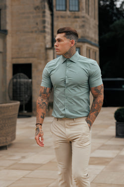Vater-Söhne-Muscle-Fit-Shirt mit Advanced-Stretch, Khaki, kurzärmlig, mit Cutaway-Kragen – FS1204