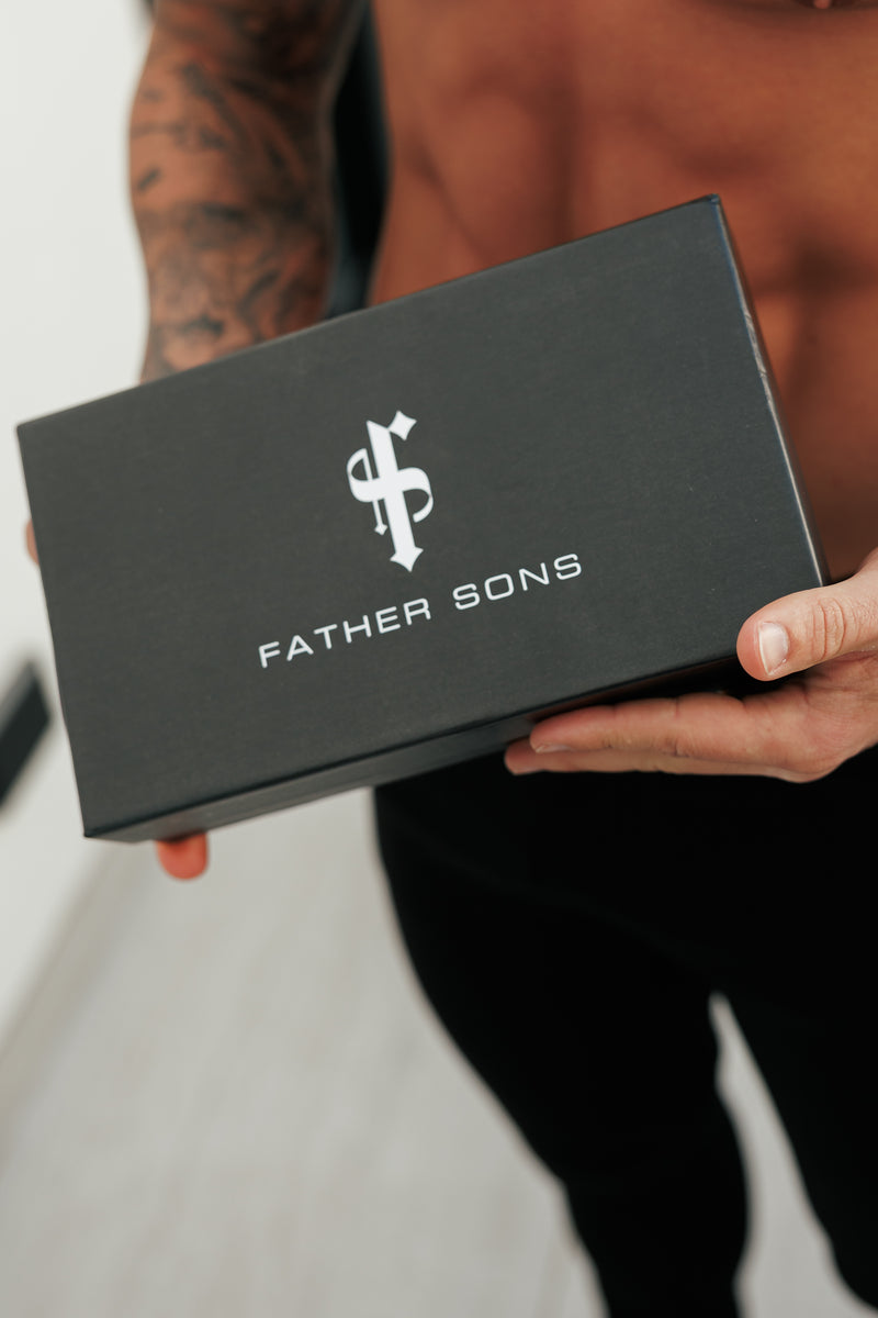 Vater &amp; Söhne 3 x Boxed Crew T-Shirts Schwarz, Marineblau, Weiß - FSH1432 (VORBESTELLUNG 10. DEZEMBER)