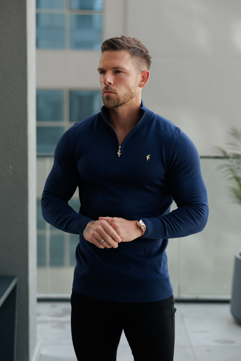 FS Marinefarbener Strickpullover mit Trichterausschnitt und FS-Branding - FSN191