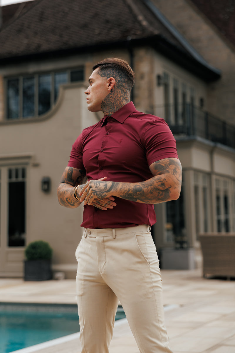 Vater-Söhne-Muscle-Fit-Shirt mit fortschrittlichem Stretch, kurzärmlig, Oxblood, mit Cutaway-Kragen – FS1205
