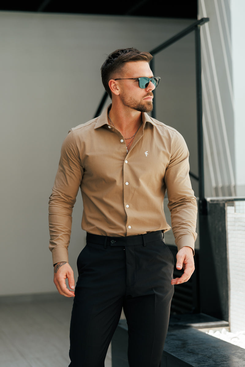 Klassisches Langarmshirt mit Cutaway-Kragen in Braun und Mokka für Vater und Sohn – FS1177
