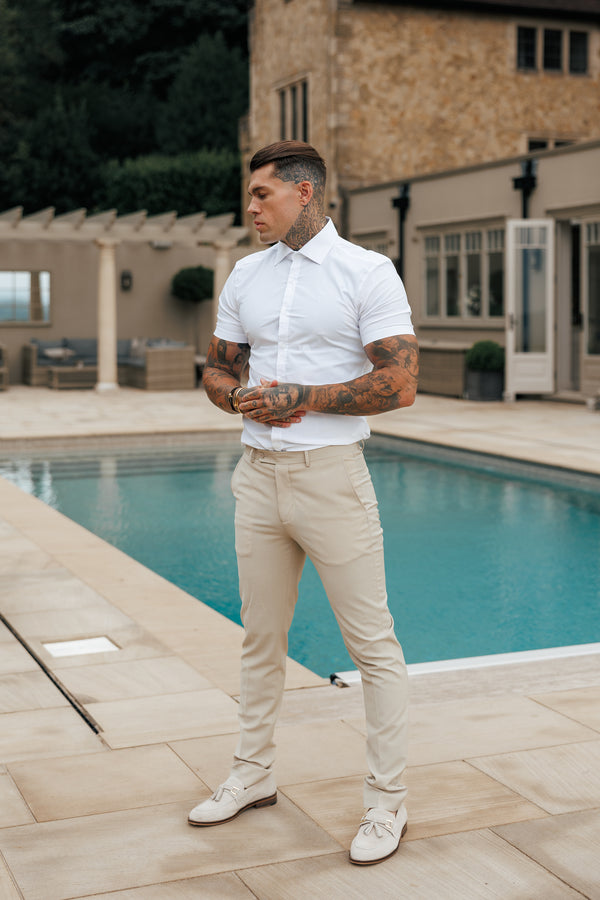 Vater-Söhne-Shirt, superschlank, dehnbar, klassisch, weiß, kurzärmlig, mit Cutaway-Kragen – FS1184