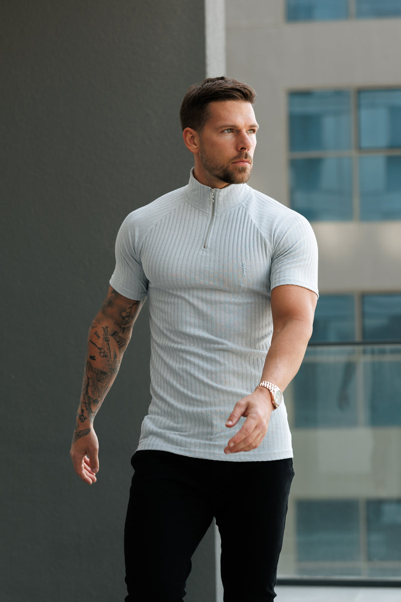 Father Sons Klassisches hellgraues geripptes Raglan-Shirt mit Reißverschluss und Stehkragen, kurzärmligem Rundhalsausschnitt – FSH1287