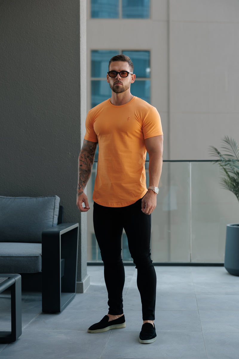 Vater und Sohn – Klassisches, orangefarbenes T-Shirt mit Rundhalsausschnitt und abgerundetem Saum – FSH1152