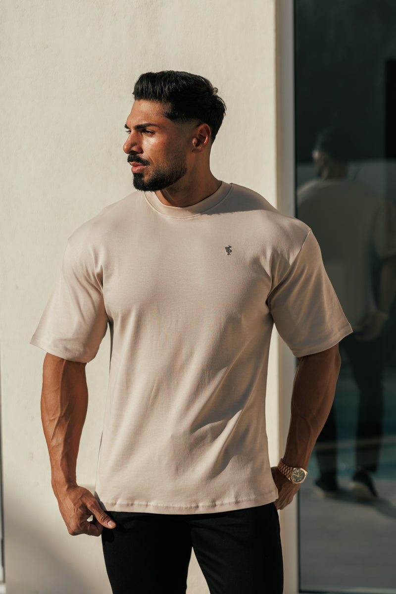 Klassisches beiges/goldenes Oversized-T-Shirt „Vater &amp; Söhne“ – FSH1420
