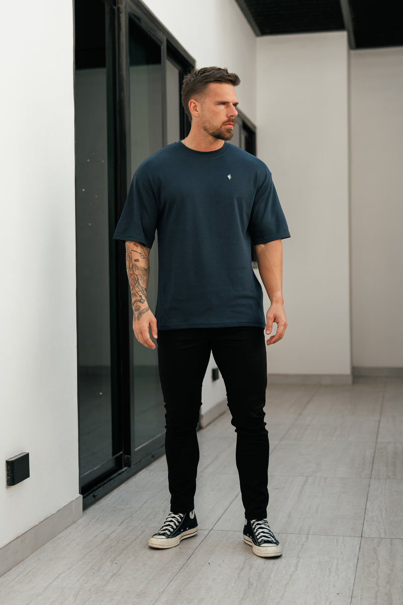 Klassisches Oversize-T-Shirt „Vater &amp; Sohn“ in Marineblau/Gold – FSH1422