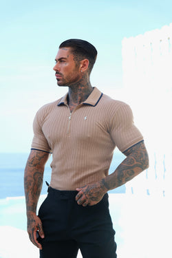 Father Sons Classic Coffee Ribbed Zip Polo mit kontrastierenden kurzen Ärmeln – FSH1104 
