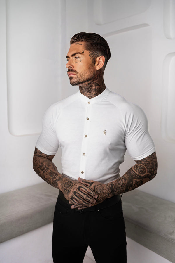 FS Slim Bamboo Raglan Grandad Kragen Weiß Kurzarm - FSH1166