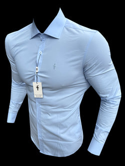 Vater-Söhne-Muscle-Fit Advanced Stretch Puderblau mit Cutaway-Kragen – FS1167