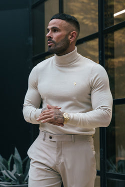 Father Sons klassischer weißer Rollkragenpullover aus Merinowolle mit FS-Stickerei – FSN018