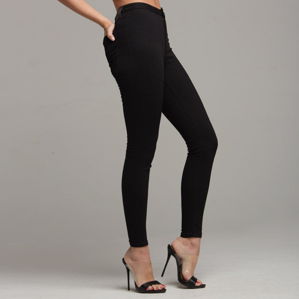 JENI PLAIN BLACK JEANS - CT056