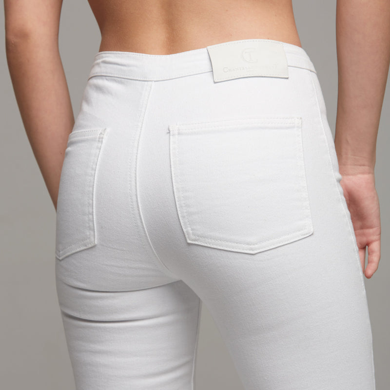 JENI PLAIN WHITE JEANS - CT058