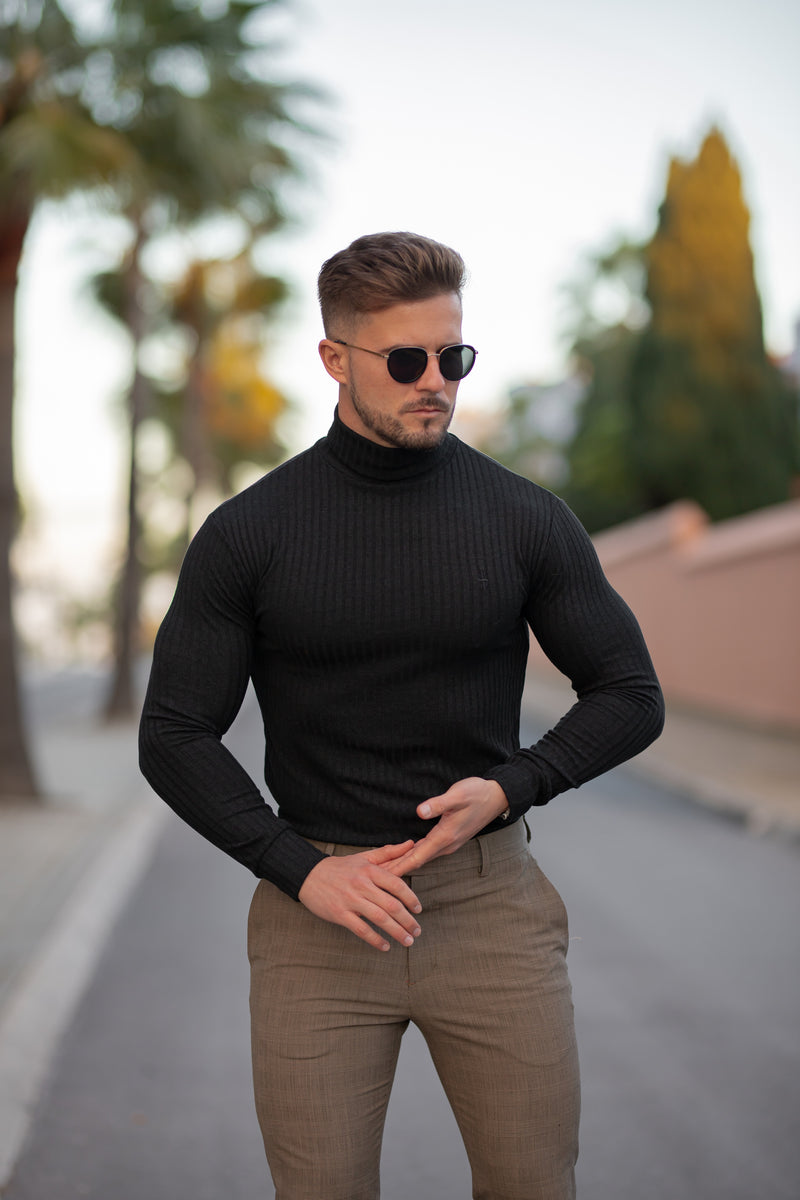 Klassischer schwarzer Rollkragenpullover aus geripptem Strick von Father Sons – FSH591