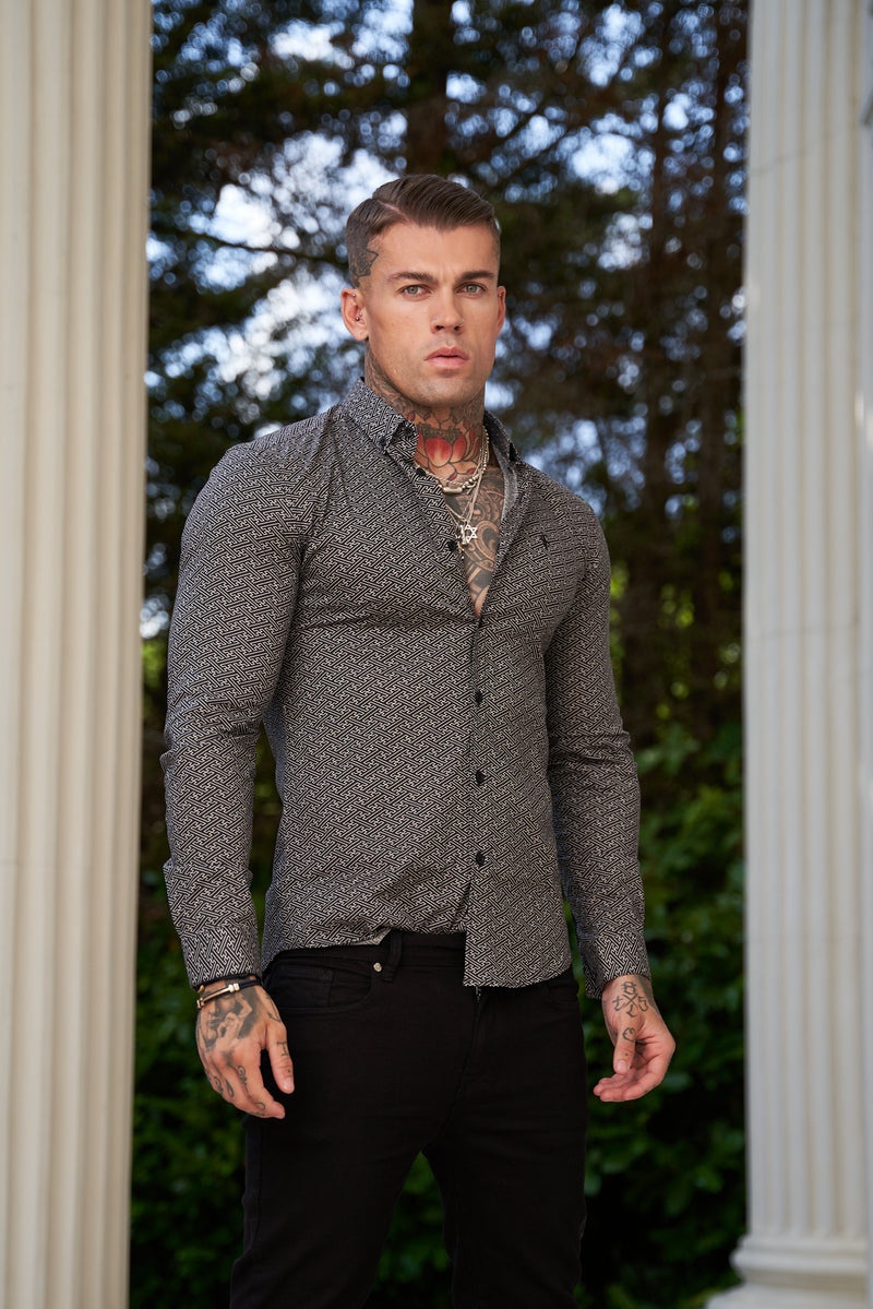 Vater Söhne Super Slim Stretch Langarmshirt mit abstraktem Print in Schwarz und Cremeweiß mit Button-Down-Kragen - FS786