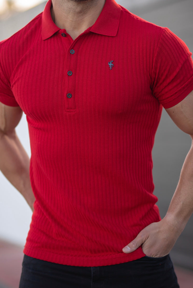 Father Sons klassisches rotes, geripptes Poloshirt mit kurzen Ärmeln und schwarzem Metall-Emblem und Knöpfen – FSH583