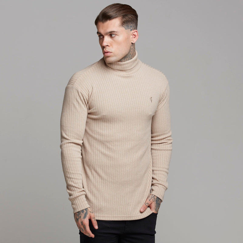 Klassischer beigefarbener Rollkragenpullover aus geripptem Strick von Father Sons – FSH292