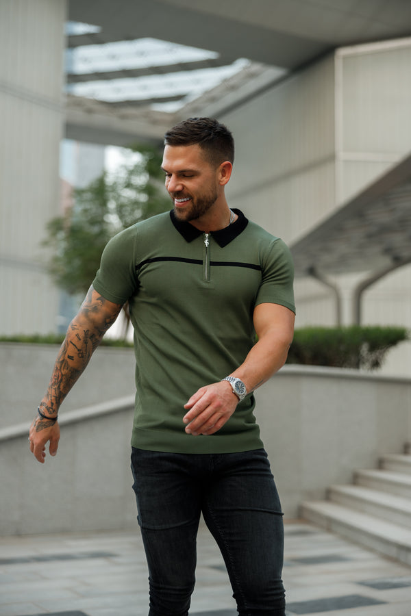 Father Sons klassisches Poloshirt mit Reißverschluss in Khaki/Schwarz mit horizontalen Streifen und kurzen Ärmeln – FSN042