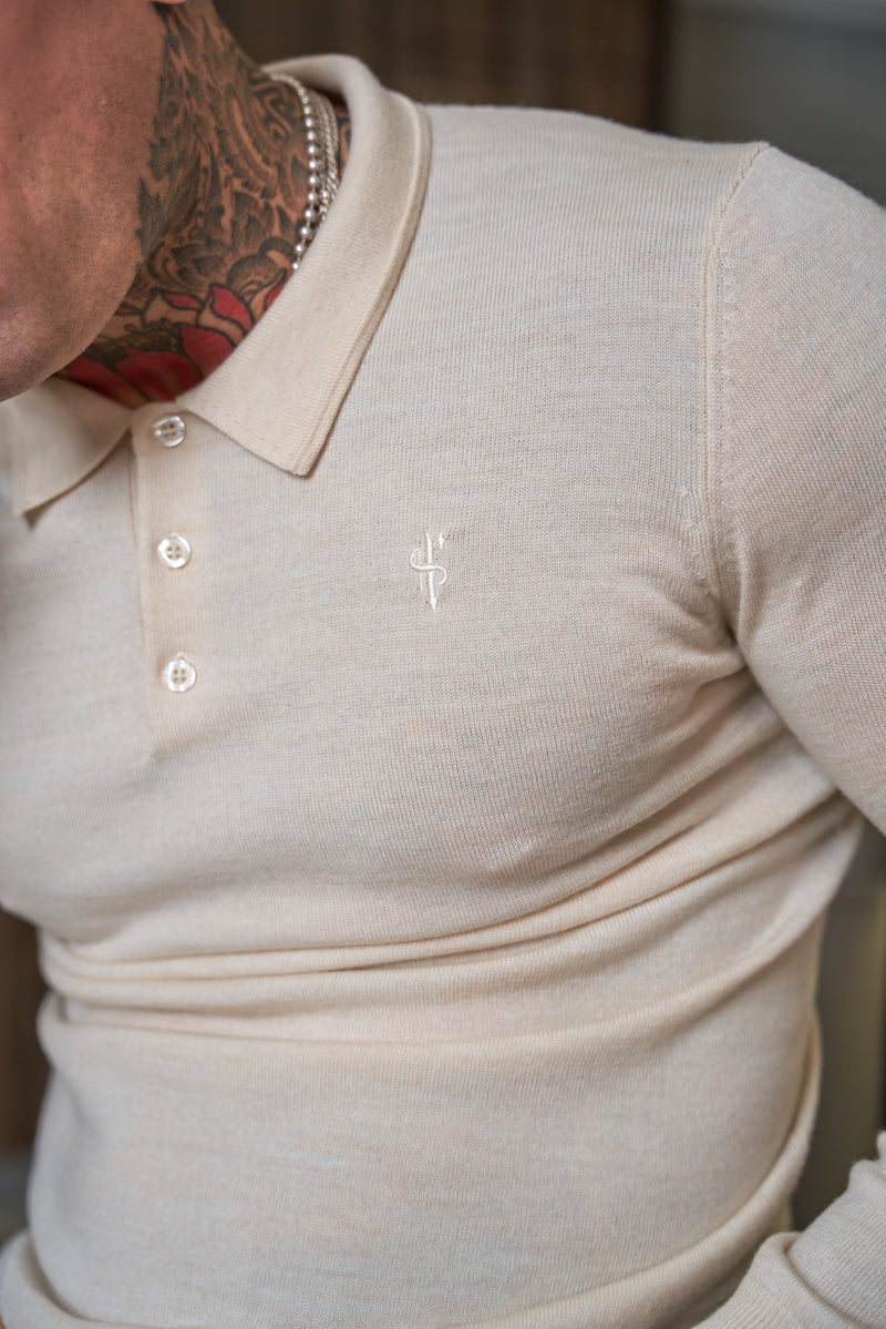 Father Sons klassischer Polo-Pullover aus gestrickter Merinowolle in Beige mit langen Ärmeln und FS-Stickerei – FSN016